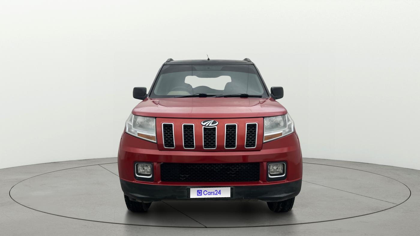 2017 Mahindra TUV300 T8 DUAL TONE, Diesel, Manual, 1,12,490 km, Front
