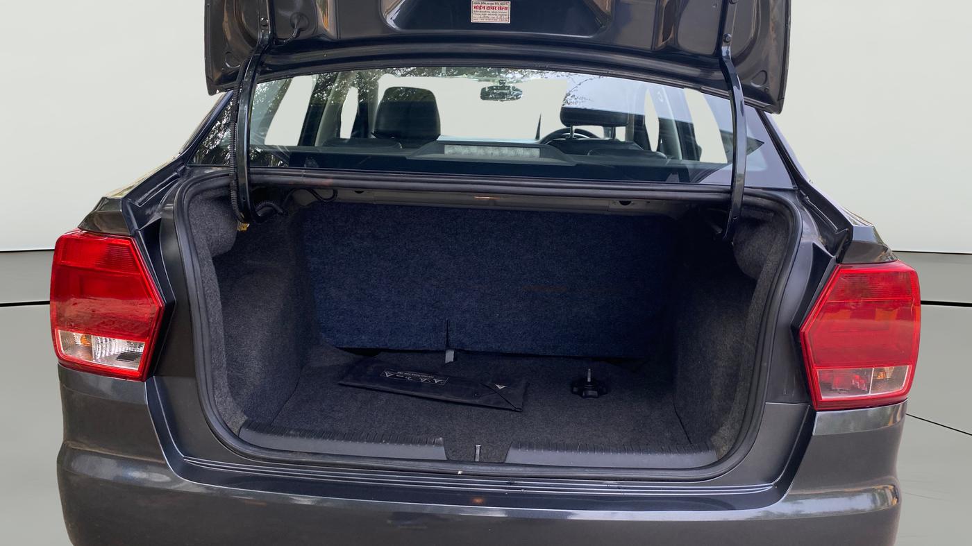 2018 Volkswagen Ameo COMFORTLINE 1.0L, Petrol, Manual, 45,251 km, Boot Open Zoomed View
