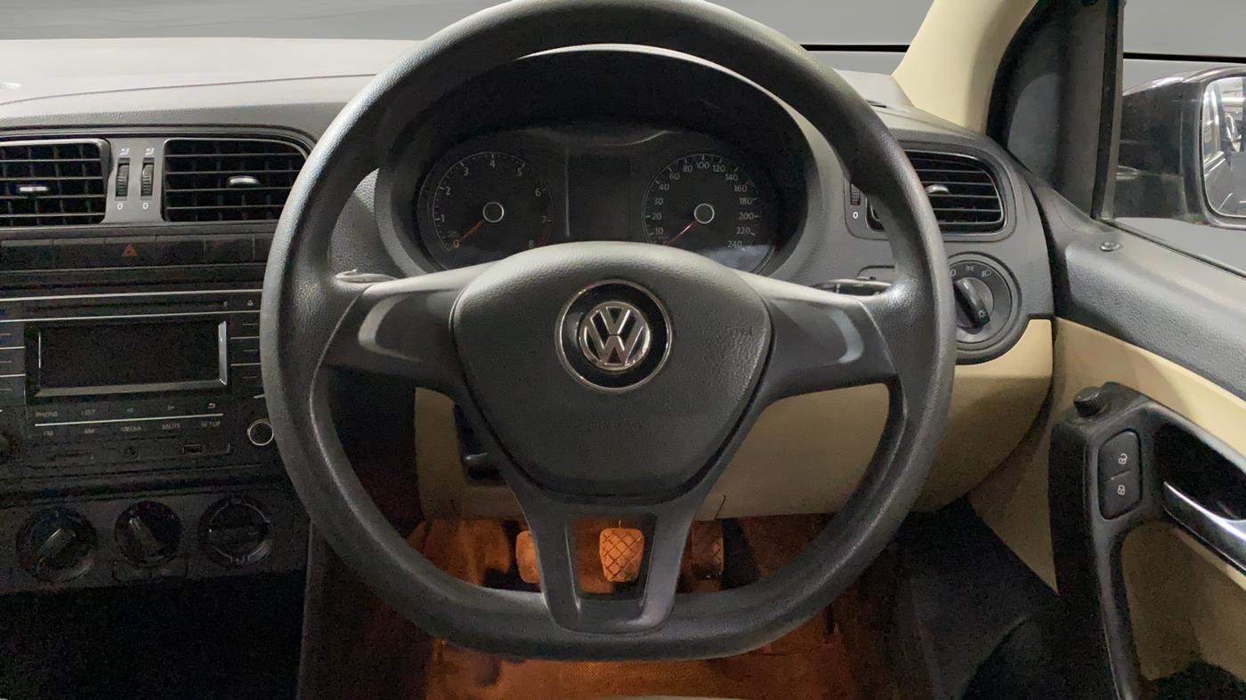 2017 Volkswagen Ameo COMFORTLINE 1.2L, CNG, Manual, 58,679 km, Steering Wheel Close Up