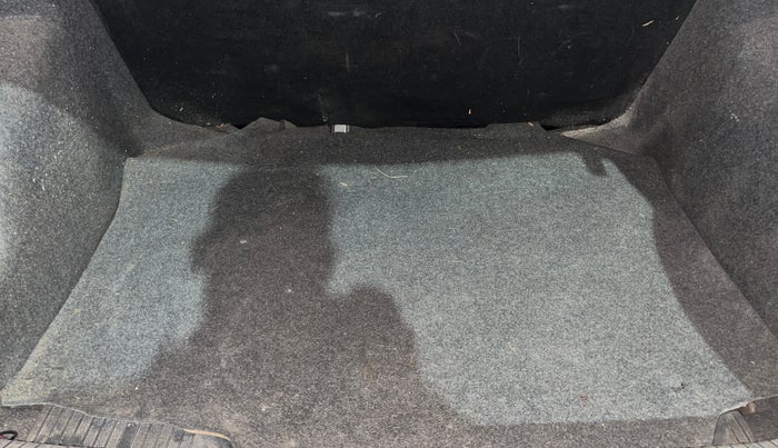 2016 Volkswagen Ameo COMFORTLINE 1.2L, Petrol, Manual, 58,672 km, Boot Open Zoomed View