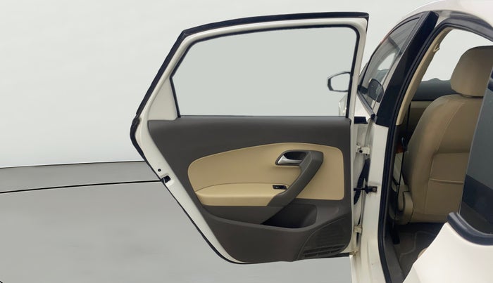 2016 Volkswagen Vento HIGHLINE DIESEL 1.5, Diesel, Manual, 1,19,043 km, LHS Rear Door