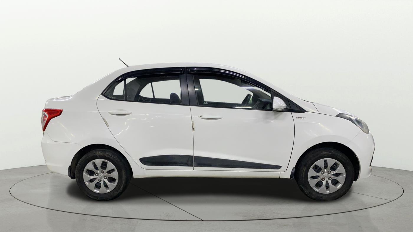 2014 Hyundai Xcent S 1.2, Petrol, Manual, 77,084 km, Right Side View