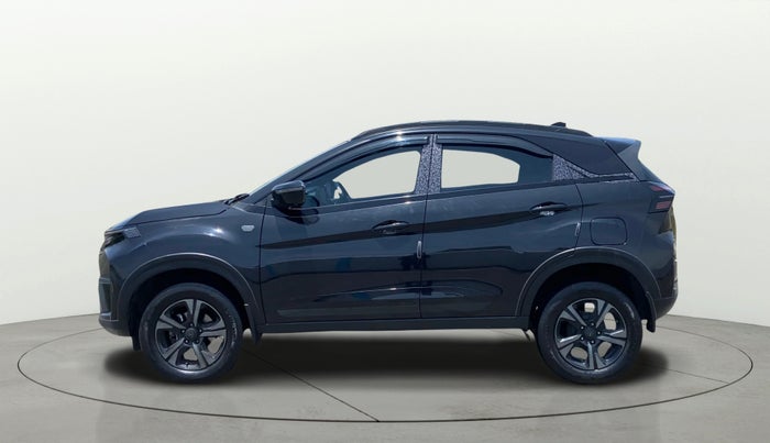 2024 Tata NEXON Creative Plus 1.5 Revotorq 6MT Dark Edition, Diesel, Manual, 35,552 km, Left Side