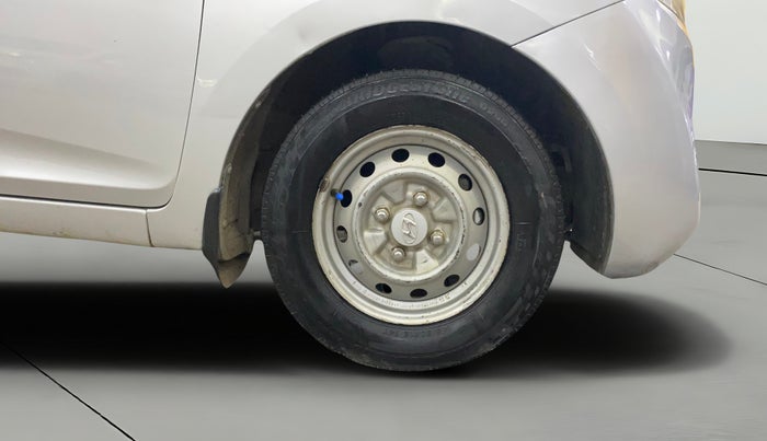 2015 Hyundai Eon ERA +, Petrol, Manual, 48,128 km, Right Front Wheel