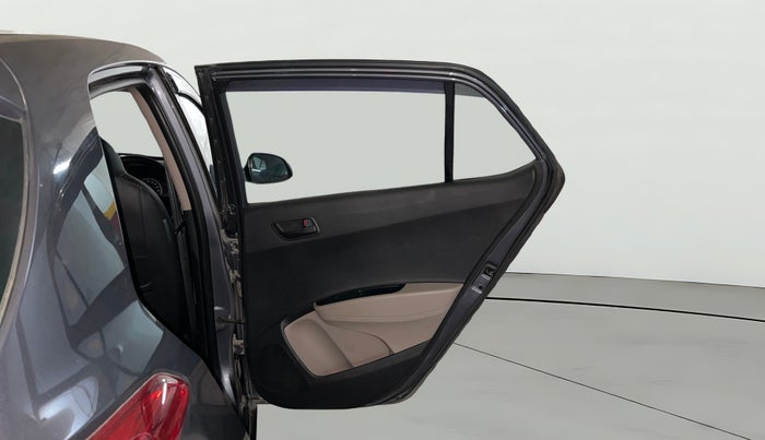 2016 Hyundai Grand i10 MAGNA 1.2 KAPPA VTVT, CNG, Manual, 67,135 km, RHS Rear Door