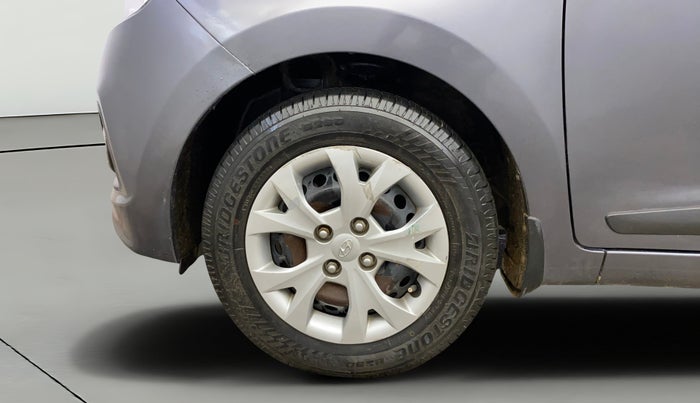 2016 Hyundai Grand i10 SPORTZ 1.2 KAPPA VTVT, CNG, Manual, 51,417 km, Left Front Wheel