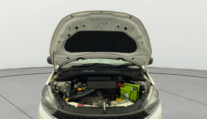 2023 Tata Tiago XE PETROL, Petrol, Manual, 8,625 km, Open Bonet