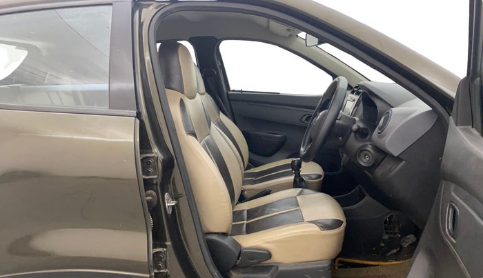 2017 Renault Kwid RXT 0.8, Petrol, Manual, 66,608 km, Right Side Front Door Cabin