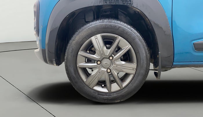 2020 Renault Kwid CLIMBER 1.0 (O), Petrol, Manual, 52,124 km, Left Front Wheel