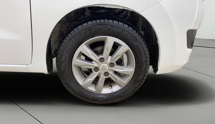 2016 Maruti Wagon R 1.0 VXI, Petrol, Manual, 76,637 km, Right Front Wheel