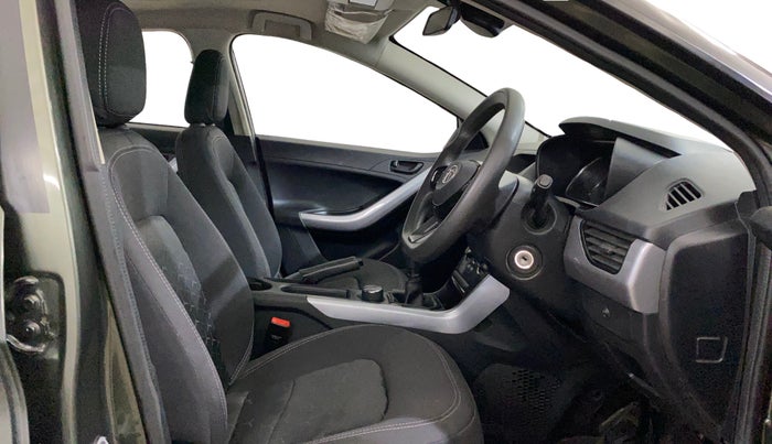 2021 Tata NEXON XM SUNROOF PETROL, Petrol, Manual, 45,192 km, Right Side Front Door Cabin