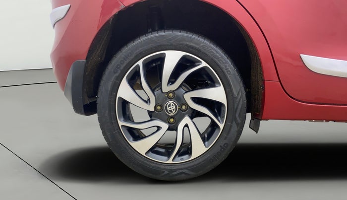 2022 Toyota Glanza V, Petrol, Manual, 88,072 km, Right Rear Wheel