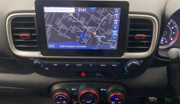 2020 Hyundai VENUE SX 1.0 (O) TURBO IMT DUAL TONE, Petrol, Manual, 67,344 km, Air Conditioner