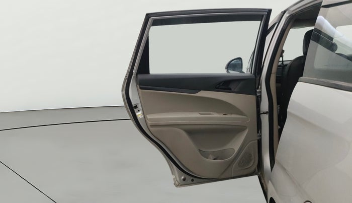 2018 Mahindra MARAZZO M2 7STR, Diesel, Manual, 85,222 km, LHS Rear Door