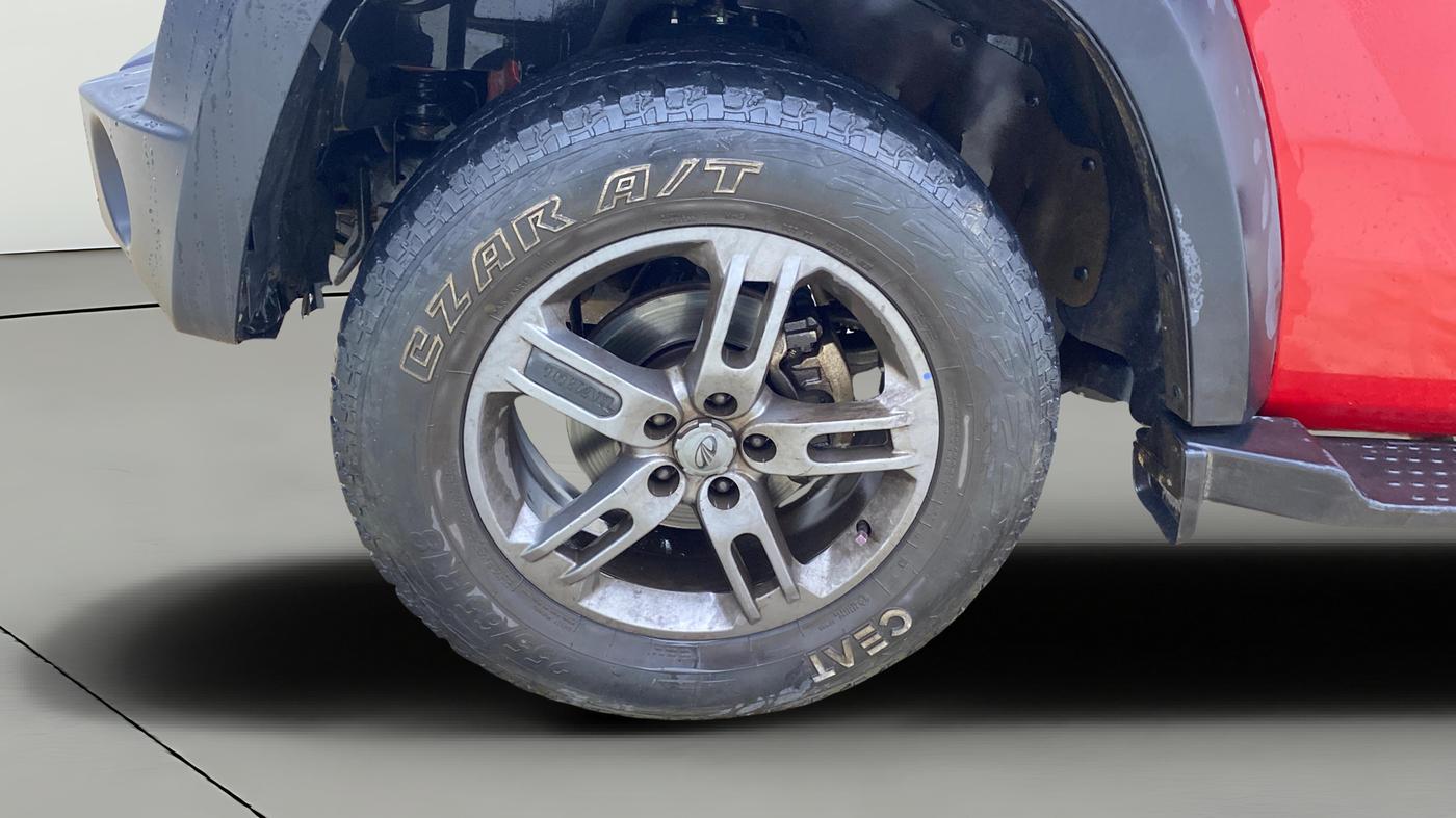 2021 Mahindra Thar LX PETROL HT 4WD AT, Petrol, Automatic, 33,980 km, Left Front Wheel