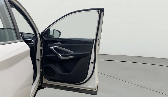 2020 MG HECTOR SHARP 1.5 DCT PETROL, Petrol, Automatic, 48,237 km, RHS Front Door