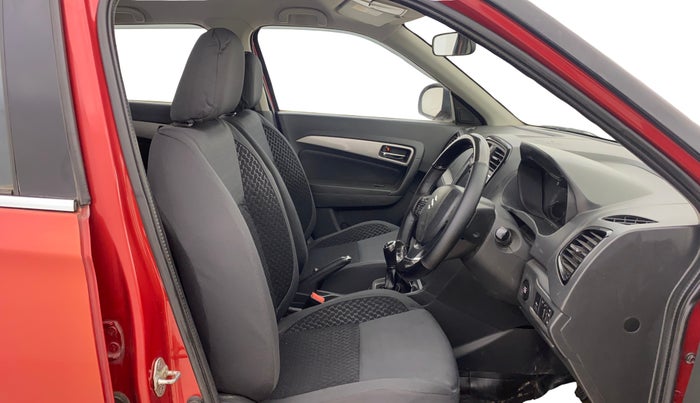 2017 Maruti Vitara Brezza ZDI PLUS, Diesel, Manual, 71,723 km, Right Side Front Door Cabin