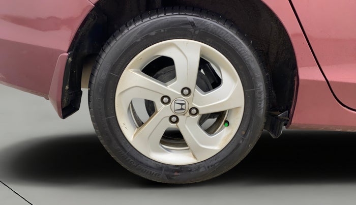 2016 Honda City 1.5L I-VTEC VX, Petrol, Manual, 1,04,823 km, Right Rear Wheel