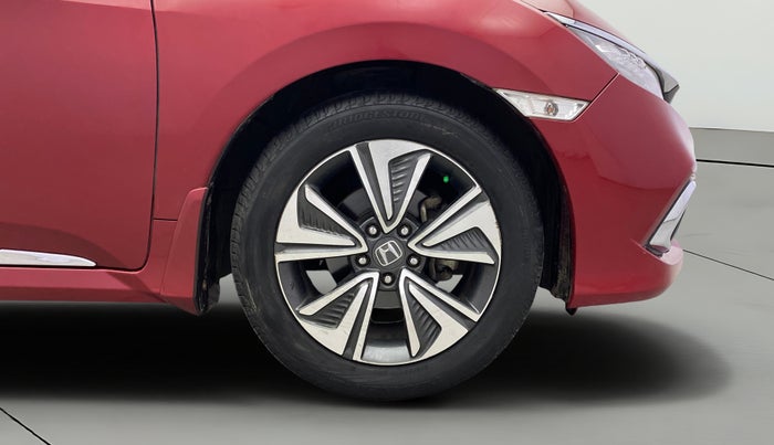 2019 Honda Civic 1.8L I-VTEC ZX CVT, Petrol, Automatic, 1,29,033 km, Right Front Wheel