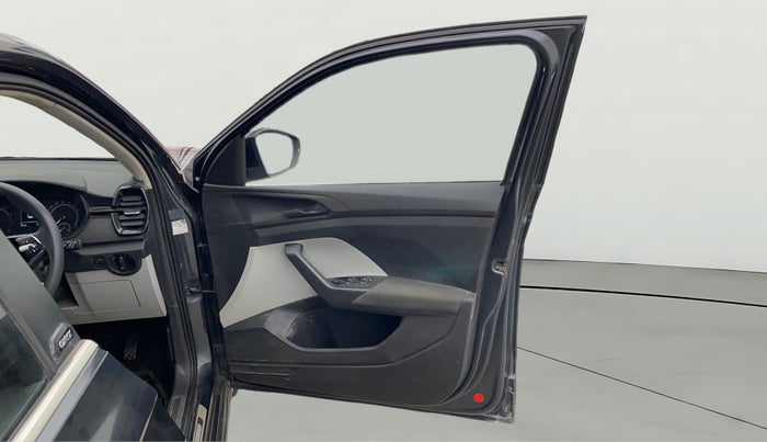 2023 Skoda KUSHAQ Active plus 1.0 TSI , Petrol, Manual, 38,584 km, RHS Front Door