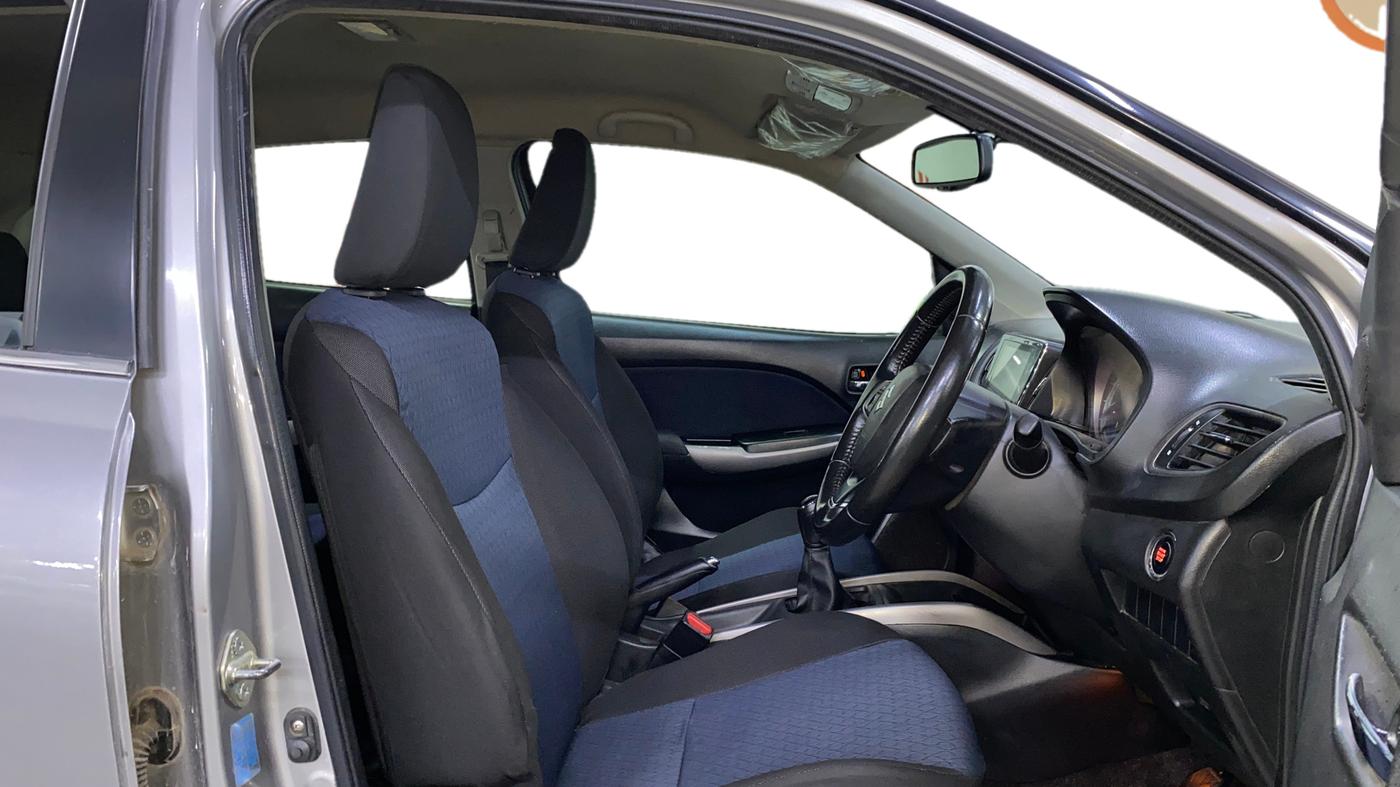 2019 Maruti Baleno ALPHA PETROL 1.2, Petrol, Manual, 93,879 km, Right Side Front Door Cabin