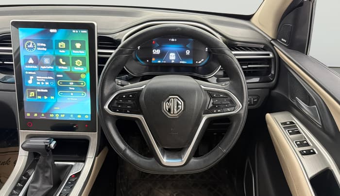 2023 MG HECTOR SHARP PRO 1.5 PETROL TURBO CVT PETROL, Petrol, Automatic, 34,830 km, Steering Wheel Close Up