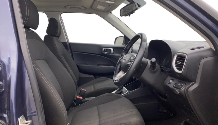 2020 Hyundai VENUE SX PLUS 1.0 TURBO DCT, Petrol, Automatic, 45,863 km, Right Side Front Door Cabin