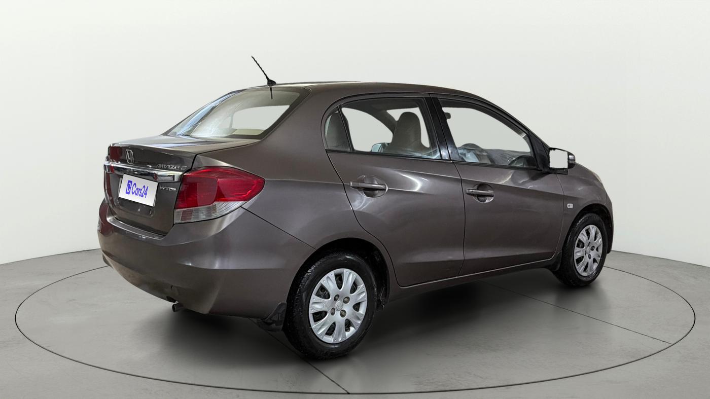 2015 Honda Amaze 1.2L I-VTEC S, Petrol, Manual, 1,06,160 km, Right Back Diagonal