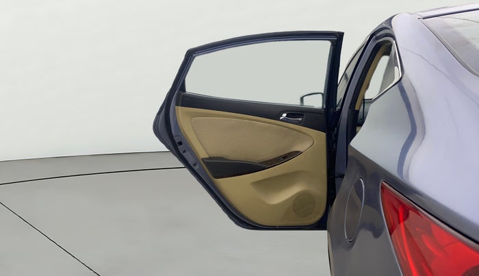 2014 Hyundai Verna FLUIDIC 1.6 CRDI SX, Diesel, Manual, 1,04,935 km, LHS Rear Door