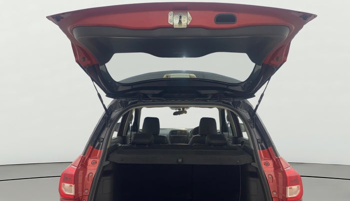 2016 Maruti Vitara Brezza ZDI PLUS DUAL TONE, Diesel, Manual, 36,733 km, Boot Door Open