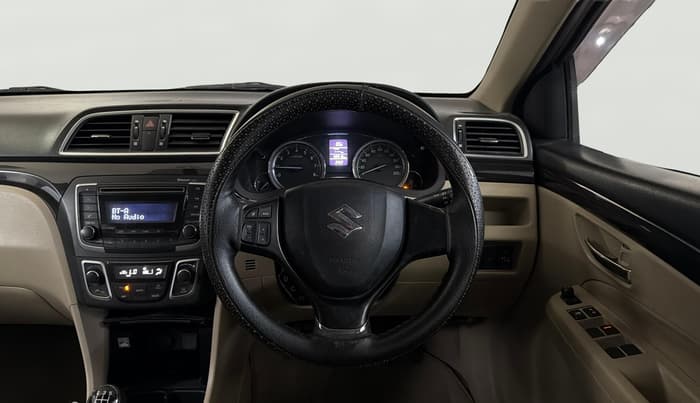 2014 Maruti Ciaz ZXI, Petrol, Manual, 48,904 km, Steering Wheel Close Up