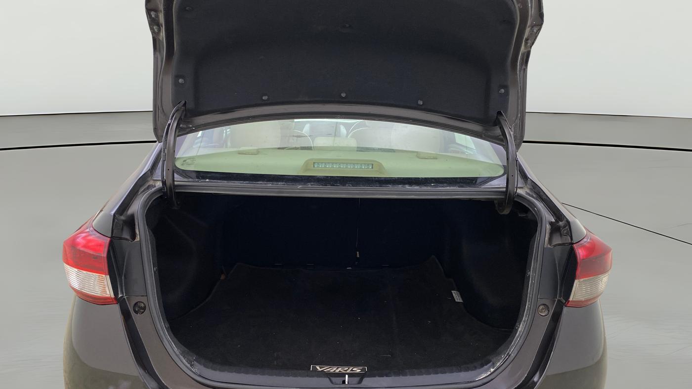 2020 Toyota YARIS J CVT, Petrol, Automatic, 30,738 km, Boot Open Zoomed View