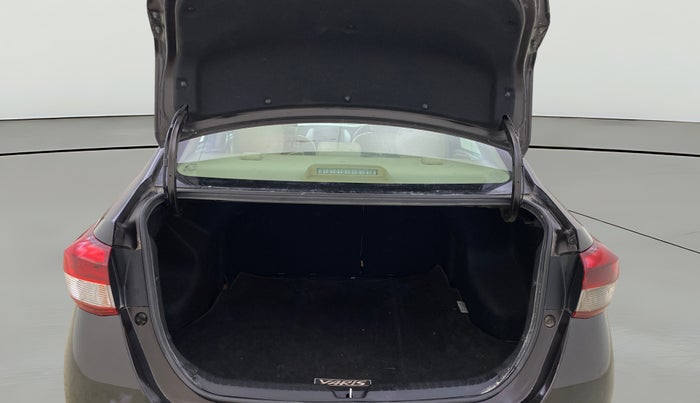 2020 Toyota YARIS J CVT, Petrol, Automatic, 30,738 km, Boot Open Zoomed View