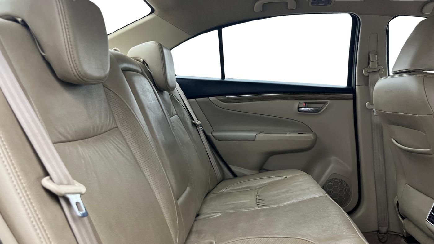 2018 Maruti Ciaz ALPHA 1.5 SHVS PETROL, Petrol, Manual, 70,421 km, Right Side Rear Door Cabin
