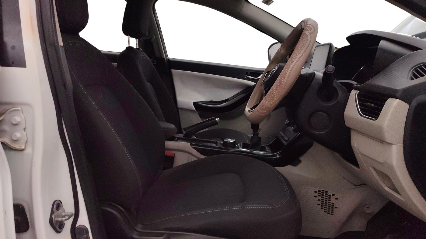 2021 Tata NEXON XZ PLUS PETROL, Petrol, Manual, 70,967 km, Right Side Front Door Cabin