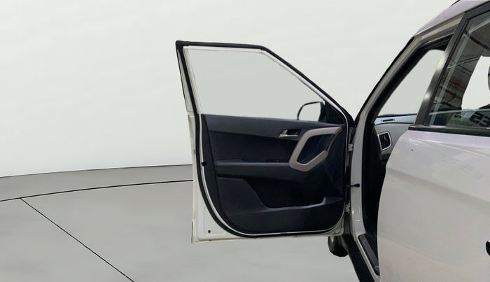 2017 Hyundai Creta SX PLUS 1.6 PETROL, Petrol, Manual, 85,967 km, LHS Front Door