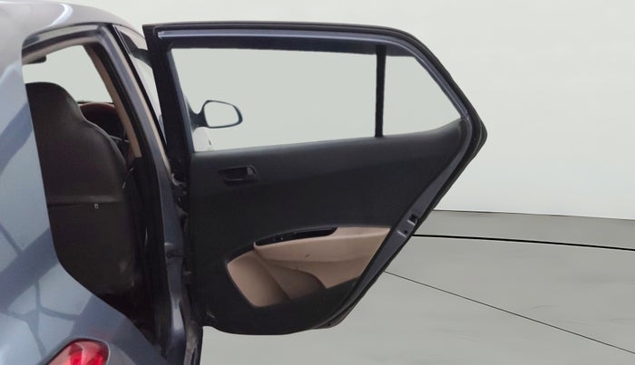 2014 Hyundai Grand i10 MAGNA 1.2 KAPPA VTVT, Petrol, Manual, 1,04,591 km, RHS Rear Door