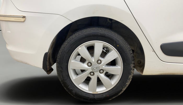 2014 Hyundai Xcent S 1.1 CRDI (O), Diesel, Manual, 1,11,374 km, Right Rear Wheel