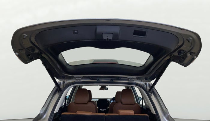 2020 MG HECTOR PLUS SHARP 1.5 PETROL TURBO DCT 6-STR, Petrol, Automatic, 75,989 km, Boot Door Open