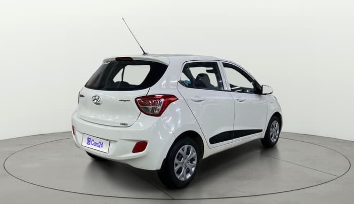 2015 Hyundai Grand i10 MAGNA 1.2 KAPPA VTVT, Petrol, Manual, 14,521 km, Right Back Diagonal