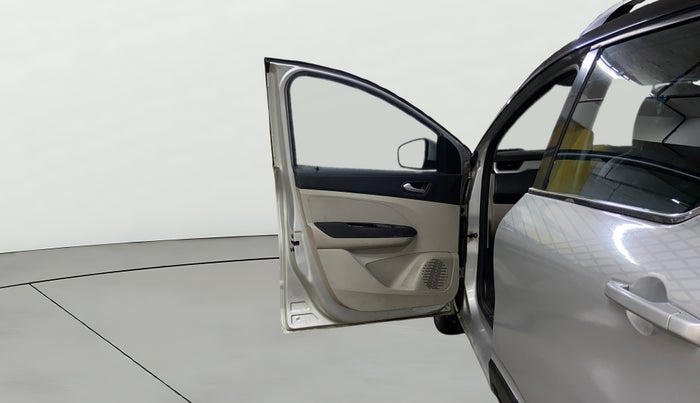 2020 Renault TRIBER RXZ, Petrol, Manual, 59,021 km, LHS Front Door