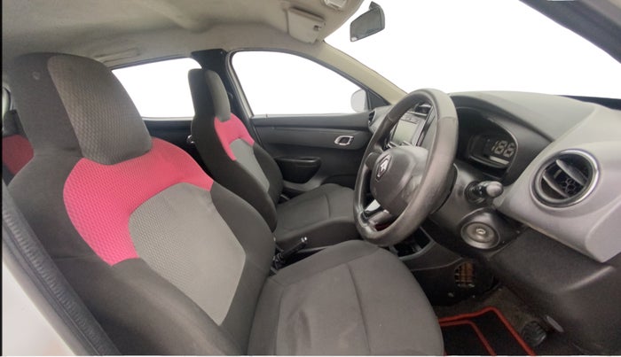 2019 Renault Kwid RXT 1.0 AMT (O), Petrol, Automatic, 27,258 km, Right Side Front Door Cabin