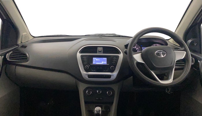 2017 Tata Tiago XT PETROL, Petrol, Manual, 70,942 km, Dashboard