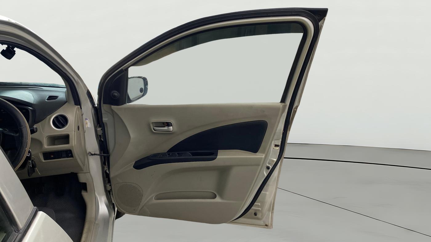 2014 Maruti Celerio VXI, Petrol, Manual, 66,421 km, RHS Front Door