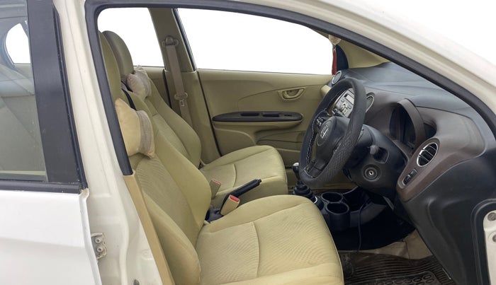 2013 Honda Amaze 1.5L I-DTEC S, Diesel, Manual, 80,191 km, Right Side Front Door Cabin