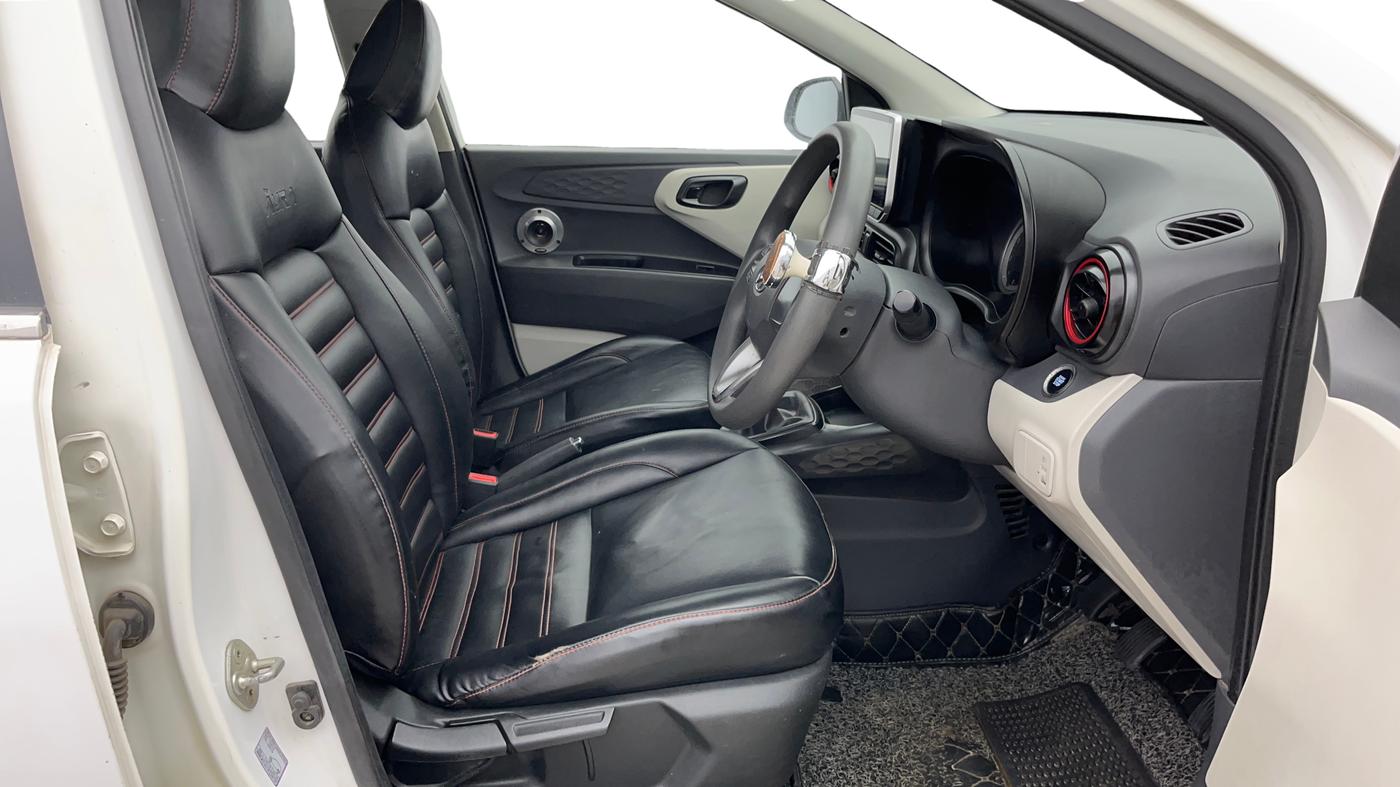 2020 Hyundai AURA SX+ 1.0 TURBO GDI MT, Petrol, Manual, 46,828 km, Right Side Front Door Cabin