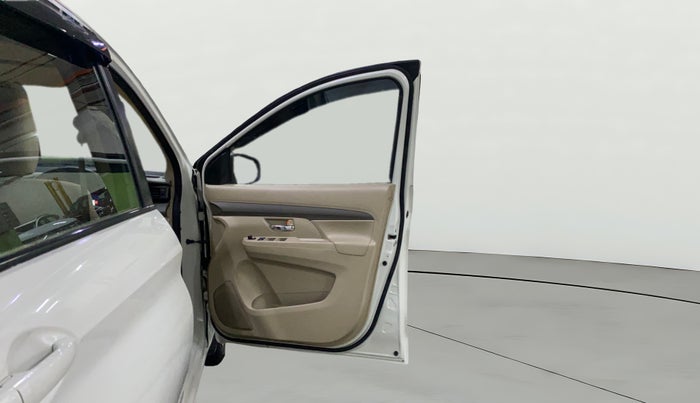 2024 Maruti Ertiga VXI AT SHVS, Petrol, Automatic, 34,912 km, RHS Front Door