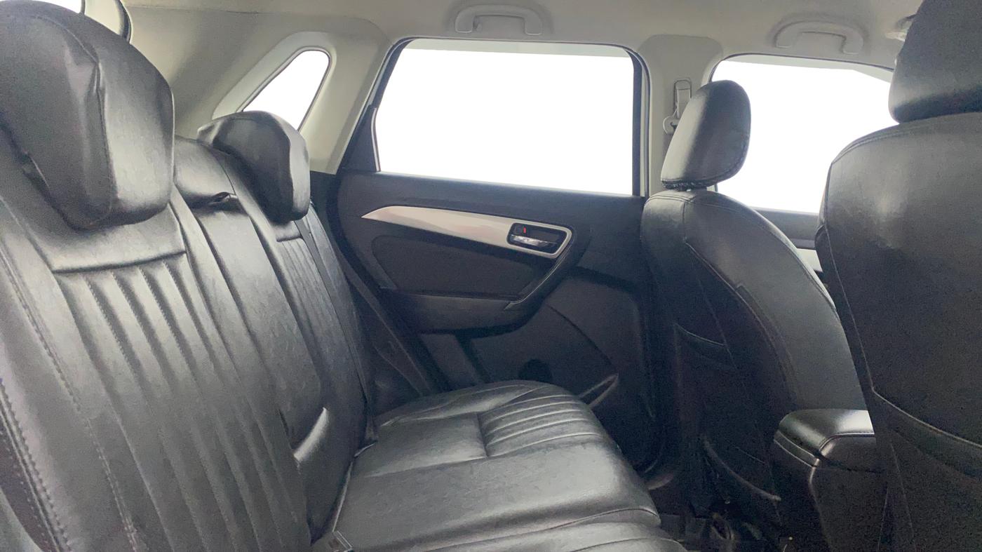 2021 Toyota URBAN CRUISER PREMIUM GRADE MT, Petrol, Manual, 33,219 km, Right Side Rear Door Cabin