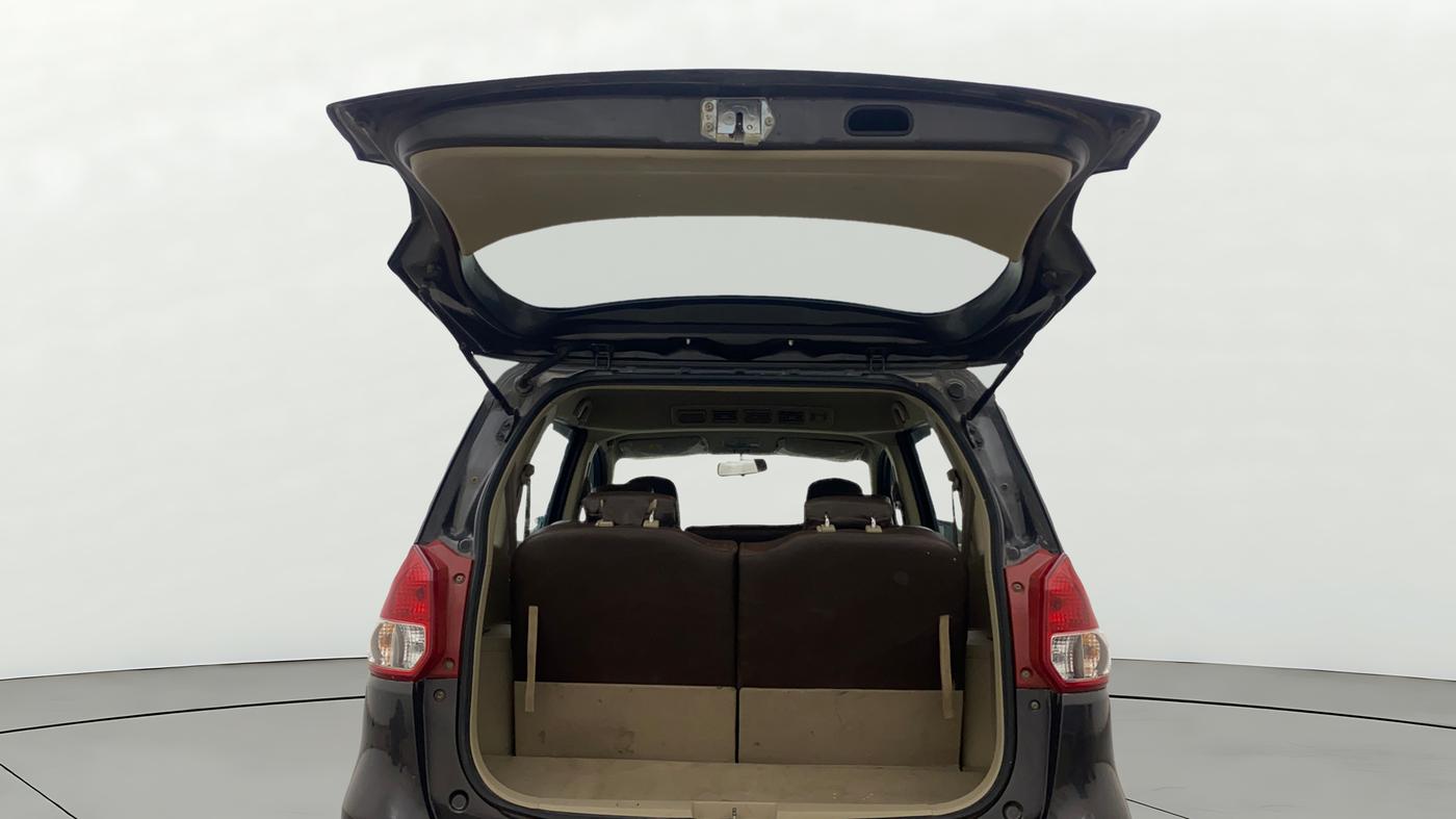 2018 Maruti Ertiga VXI, Petrol, Manual, 76,184 km, Boot Door Open