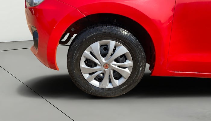 2020 Maruti Swift VXI, Petrol, Manual, 82,121 km, Left Front Wheel